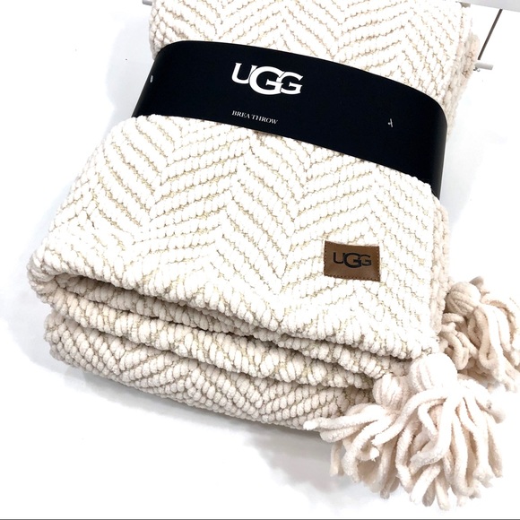 Wool Blanket Ugg Cameron Knit Reversible Throw Blanket Ugg Brea